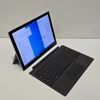Kép 1/9 - Microsoft Surface Pro 4, 12,3"  2736x1824 Érintőkijelző,  Intel® Core™ i5-6300u processzor, 8GB DDR4 Memória, 256GB  SSD, eredeti Microsoft Windows 10