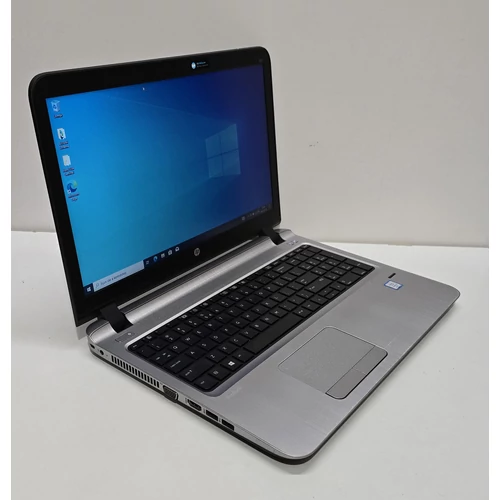 HP ProBook 450 G3 Notebook/Laptop, 15,6"  HD Kijelző,  Intel® Core™ I3-6100U processzor, 8GB DDR3 Memória, 128GB M.2 SSD, Bővítési lehetőseg, eredeti Microsoft Windows 10