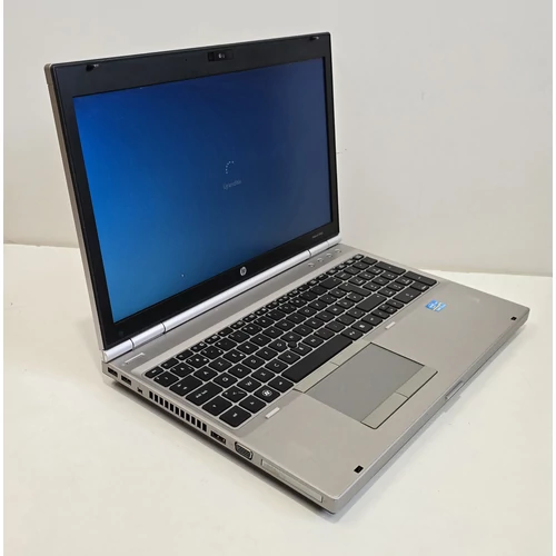 HP EliteBook 8560P  Notebook/Laptop, 15,6"  HD Kijelző,  Intel® Core™ I5-2520M processzor, 8GB DDR3 Memória, 320GB HDD Bővítési lehetőseg, eredeti Microsoft Windows 10