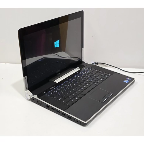 Dell Studio XPS 1647  Notebook/Laptop, 15,6"  FullHD  Kijelző,  Intel® Core™ I7-620M processzor, 4GB DDR3 Memória, 240GB SSD, AMD videokártya, Bővítési lehetőseg, eredeti Microsoft Windows 10