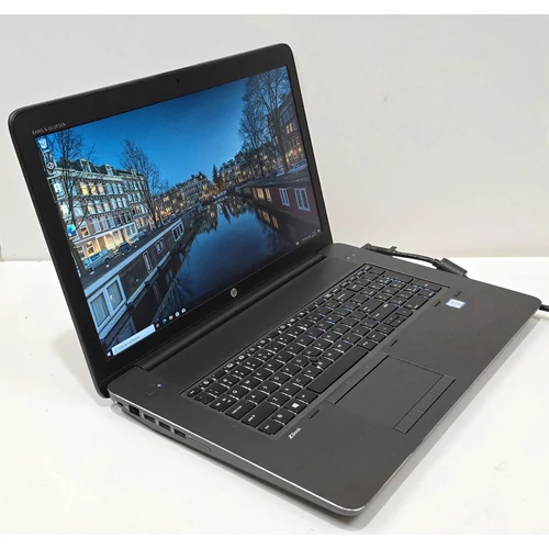 HP ZBook 17 G3  Notebook/Laptop, 17,3"  FHD Kijelző,  Intel® Core™ I7-6820HQ  processzor, 32GB DDR4 Memória, 256GB NVMe  SSD,  Nvidia 4GB Videokártya, Bővítési lehetőségek, eredeti Microsoft Windows 10/11