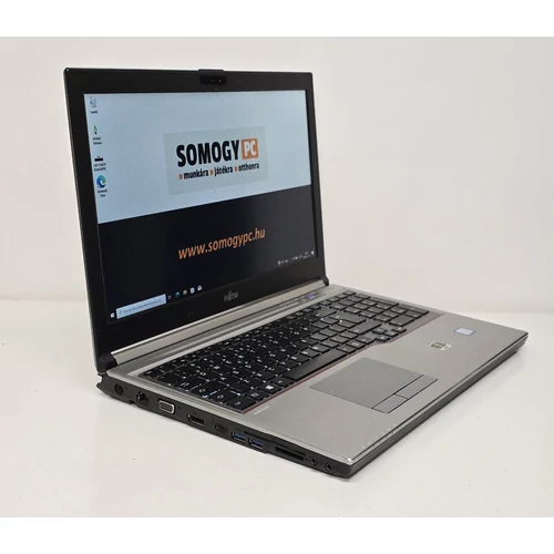 Szépséghibás, Fujitsu Celsius H770  Notebook/Laptop, 15,6" FHD IPS Kijelző,  Intel® Core™ i7-7920 HQ Processor, 32GB DDR4 Memória, 512GB  SSD, Nvidia Quadro M2200 4GB Videokártya, eredeti Microsoft Windows 10/11