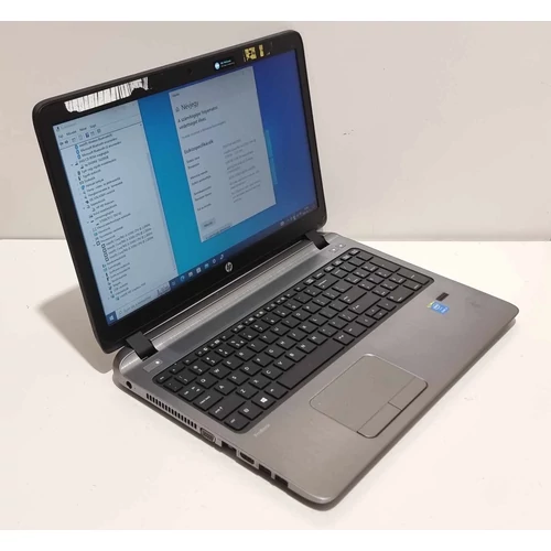 HP ProBook 450 G2, Notebook/Laptop, 15,6"  HD Kijelző,  Intel® Core™ I5-5200U processzor, 4GB DDR3 Memória,  500GB Merevlemez,  Bővítési lehetőségek, eredeti Microsoft Windows 10