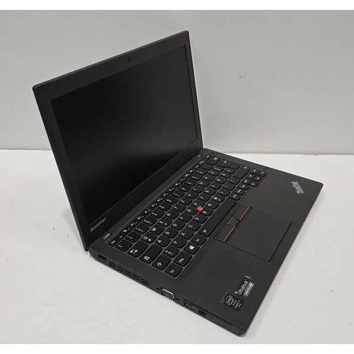 Lenovo Thinkpad X250 Notebook/Laptop, 12,5" HD  Kijelző,  Intel® Core™ I7-5600U processzor, 8GB DDR3 Memória, 256GB SSD, eredeti Microsoft Windows 10