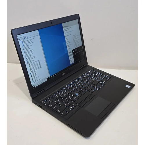Dell Latitude 5590, 15,6" FHD Kijelző,  Intel® Core™ i5-8350U  4 magos processzor, 8GB DDR4 Memória, 128GB  SSD, Bővítési lehetőségek, eredeti Microsoft Windows 10/11