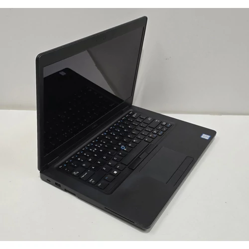 Dell Latitude 5490 Notebook/Laptop, 14"  FULL HD IPS Érintőijelző,  Intel® Core™ I5-8350U processzor, 8GB DDR4 Memória, 256GB NVMe  SSD, UHD Graphics, Bővítési lehetőségek, eredeti Microsoft Windows 10