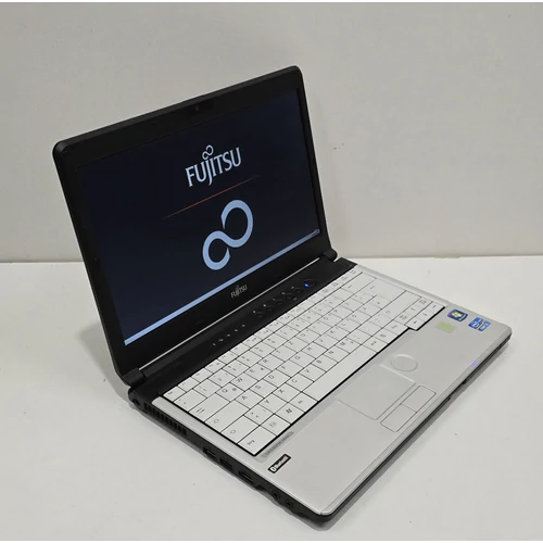 Fujitsu Lifebook S761 Notebook/Laptop, 13,3"  HD Kijelző,  Intel® Core™ I3-2310M processzor, 4GB DDR3 Memória, 250GB SSD,  Bővítési lehetőségek, eredeti Microsoft Windows 10