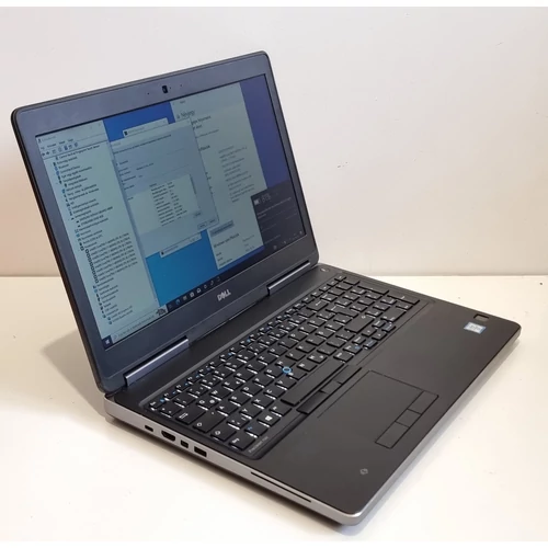 Dell Precision 7520, 15,6" FULL HD  Kijelző,  Intel® Core™ i7-6820HQ processzor, 16GB DDR4 Memória,  Nvidia 4GB Videokártya, eredeti Microsoft Windows 10