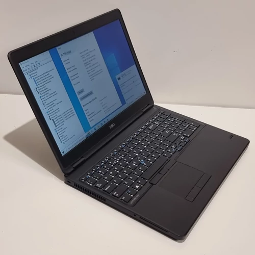 Dell Latitude E5550, 15,6" HD Kijelző,  Intel® Core™ I5-5300U processzor, 8GB DDR3 Memória, 128GB SSD, Nvidia 2GB Videokártya, Bővítési lehetőségek, eredeti Microsoft Windows 10