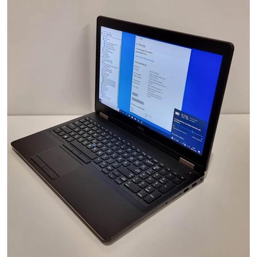 Dell Latitude E5570 Notebook/Laptop, 15,6" FULL HD Kijelző,  Intel® Core™ I7-6600U processzor, 8GB DDR4 Memória, 256GB SSD, 2GB Videokártya, eredeti Microsoft Windows 10, 1 év garancia