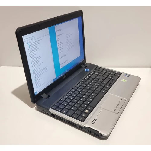 Fujitsu Lifebook A531, 15,6" HD Kijelző, Intel® Core™ i5-2520M Processor, 4GB DDR3 Memória, 320GB Merevlemez, Bővítési lehetőségek, eredeti Microsoft Windows 10
