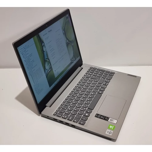 Lenovo Ideapad 3 Notebook/Laptop, 15,6" FULL HD,  Intel® Core™ I5-10210U processzor, 8GB DDR4 Memória, 256GB NVMe SSD, Nvidia 2GB videokártya, eredeti Microsoft Windows 11