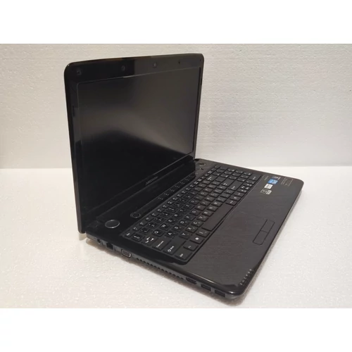 Medion Akoya P6633, 15,6" FULL HD Kijelző,  Intel® Core™ I5-2450M processzor, 4GB DDR3 Memória, 128GB SSD, Nvidia Geforce GT630 1GB Videokártya eredeti Microsoft Windows 10