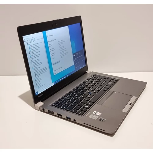 Toshiba Portege Z30-B, 13,3" ( 33,8 cm)  HD Kijelző,  Intel® Core™ I5-5200U processzor, 8GB DDR3 Memória, 256GB SSD, eredeti Microsoft Windows 10