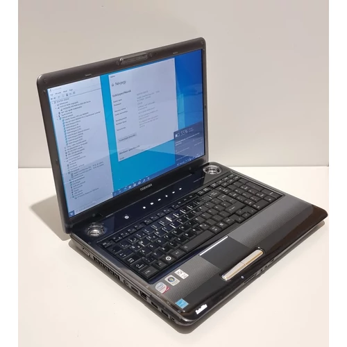 Toshiba Satellite P300, 17" HD+ (1440X900) Kijelző, Intel® Core™2 Duo Processor T5750, 3GB DDR2 Memória, 256GB SSD, eredeti Microsoft Windows 10