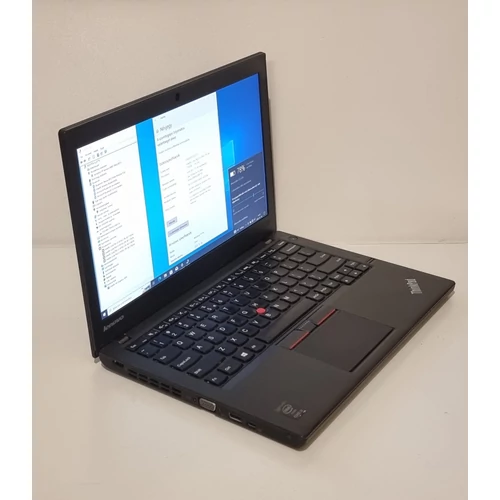 Lenovo Thinkpad X250 Notebook/Laptop, 12,5" FULL HD,  Intel® Core™ I3-5010U processzor, 8GB DDR3 Memória, 256GB SSD, eredeti Microsoft Windows 10