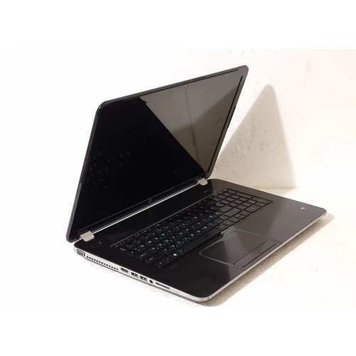 HP Pavilion, 17,3" HD+ Kijelző,  A8-4500M Quad Core  processzor, 4GB DDR3 Memória, 320GB Merevlemez, eredeti Microsoft Windows 10