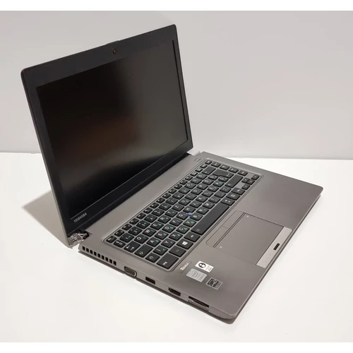 Toshiba Tecra Z40-B, 14" HD+ Kijelző,  Intel® Core™ I5-5200U processzor, 8GB DDR3 Memória, 256GB SSD, eredeti Microsoft Windows 10