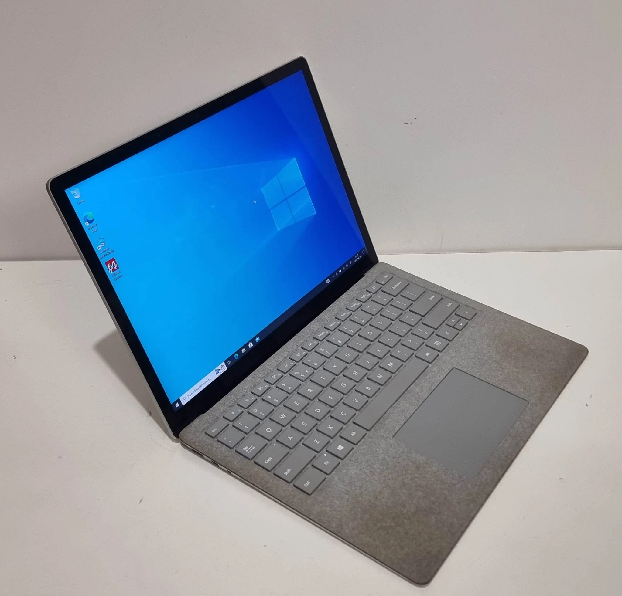 Microsoft Surface Laptop 1769, 13,5 QHD, Intel® Core™ I5-7200U